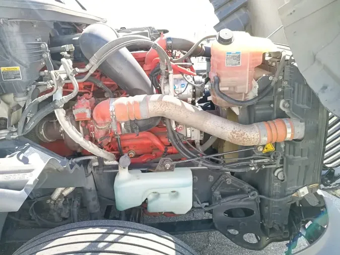 2020 NAVISTAR INTERNATIONAL LT625 SLPR CAB