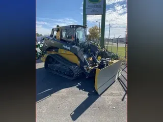 2022 John Deere 333G