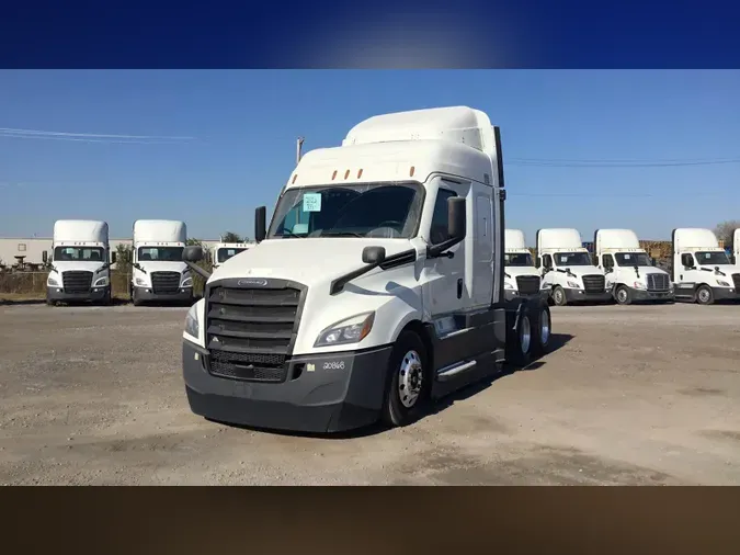 2022 Freightliner Cascadia 126