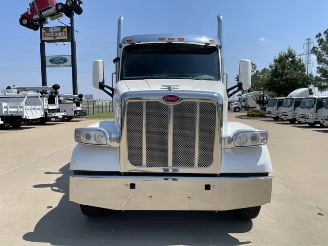 2020 Peterbilt 567