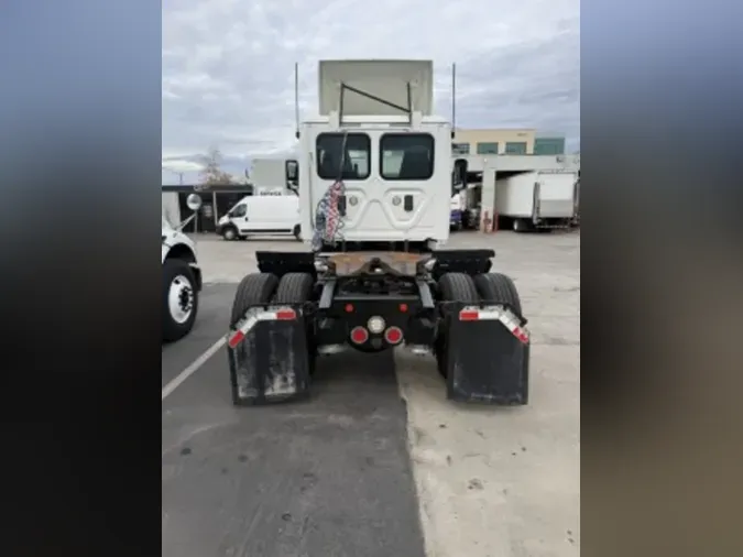 2017 FREIGHTLINER/MERCEDES CASCADIA 1253edc0650d29c49da13b77dac9e0d7d12