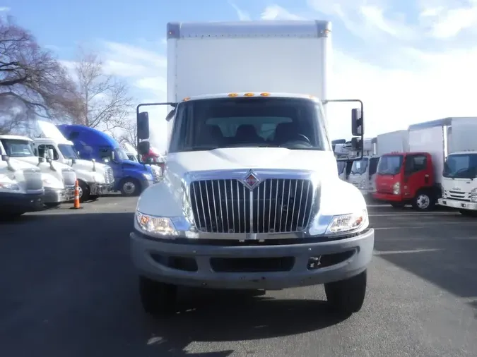 2017 NAVISTAR INTERNATIONAL 4300