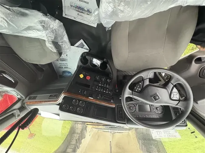 2021 INTERNATIONAL LT