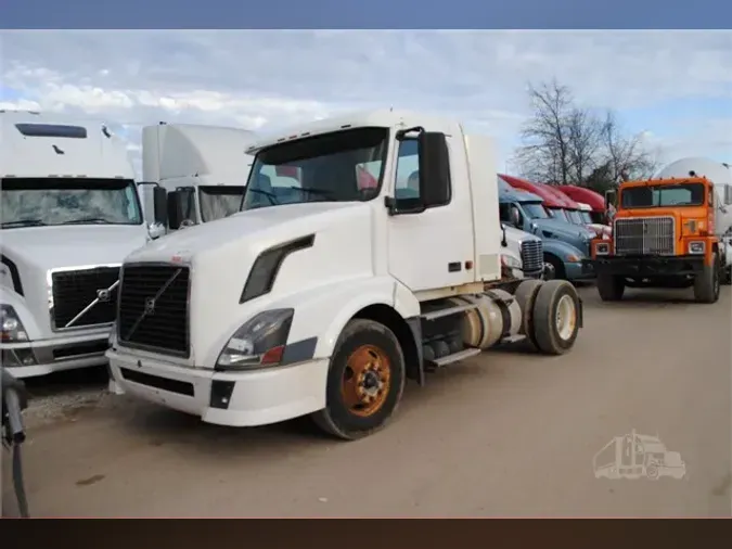 2006 VOLVO VNL42T3003ee5475bc3e9e6b8e5012a1f7f562661