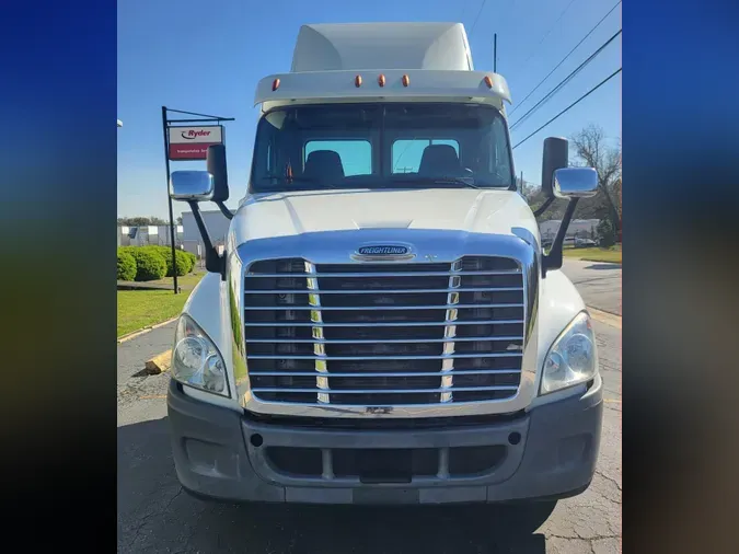 2018 FREIGHTLINER/MERCEDES CASCADIA 125