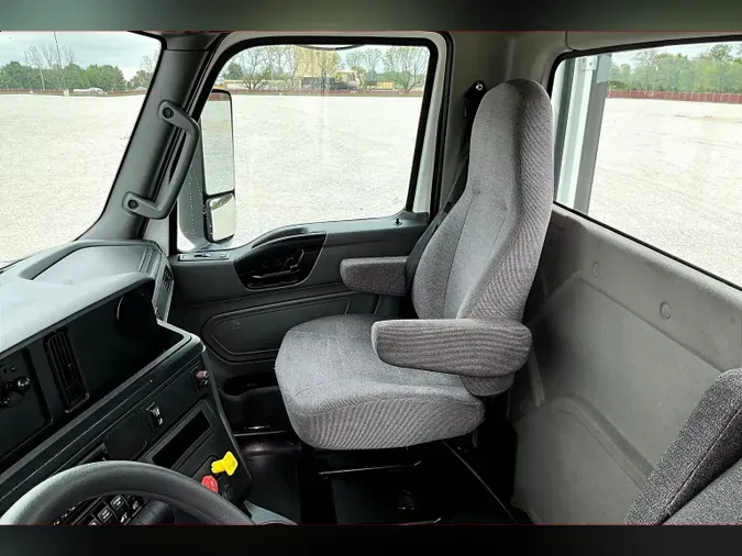 2021 INT LT625 6x4