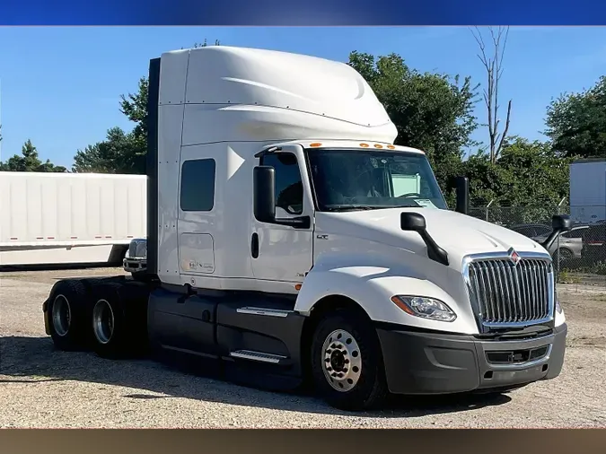 2022 INT LT625 6x43eed0d92f14f5aaceba89fa38675c454