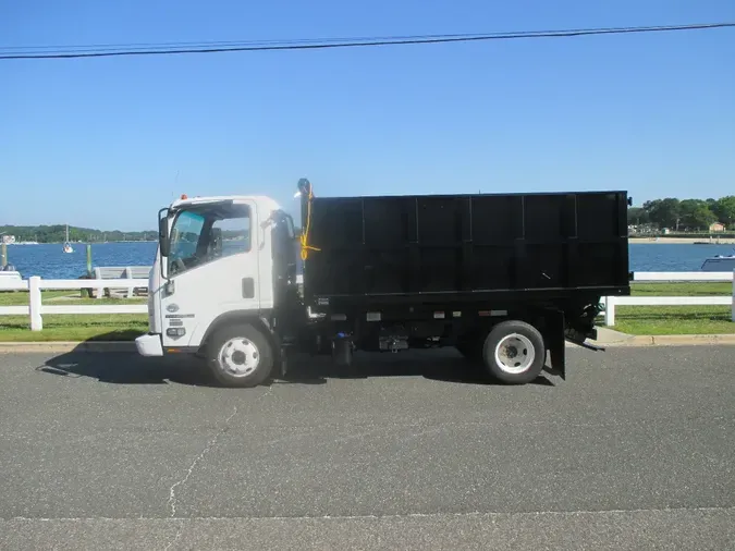 2014 ISUZU NPR-HD