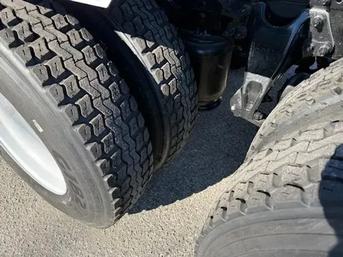 2018 International LT625