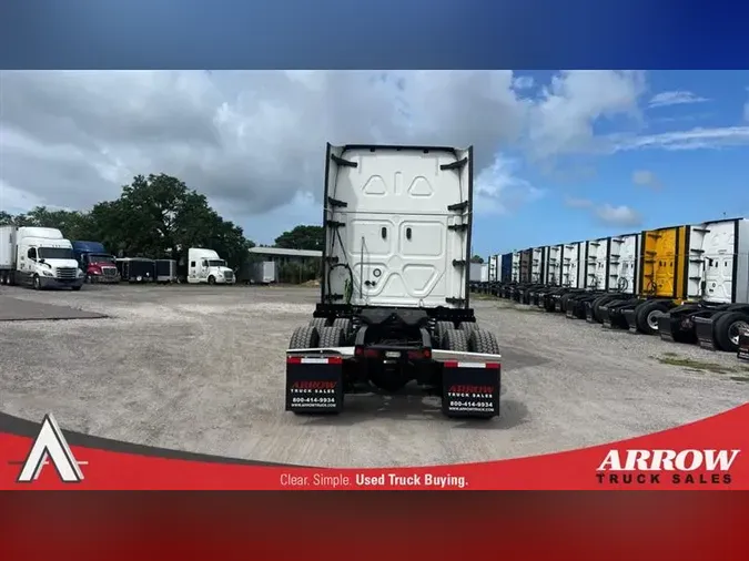 2021 FREIGHTLINER CA126