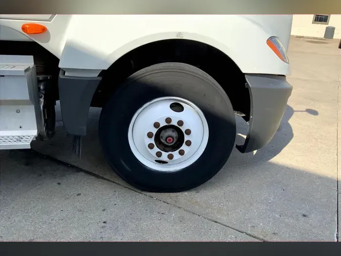 2019 INT LT625 6x4