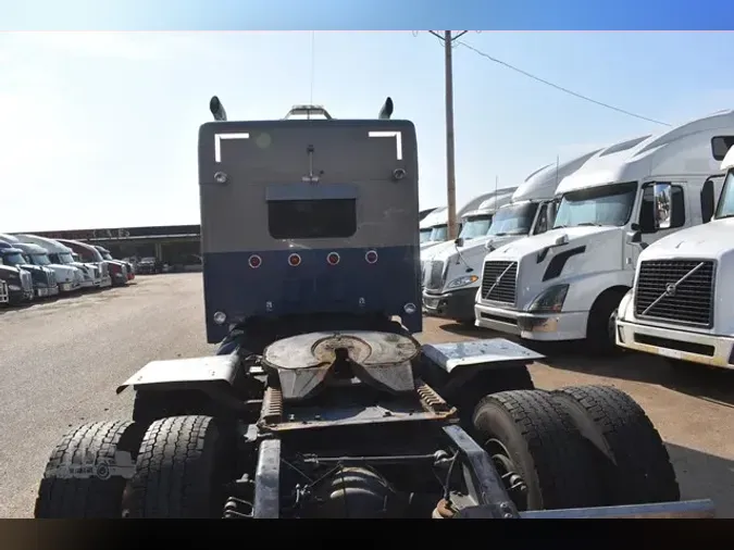 2017 PETERBILT 579