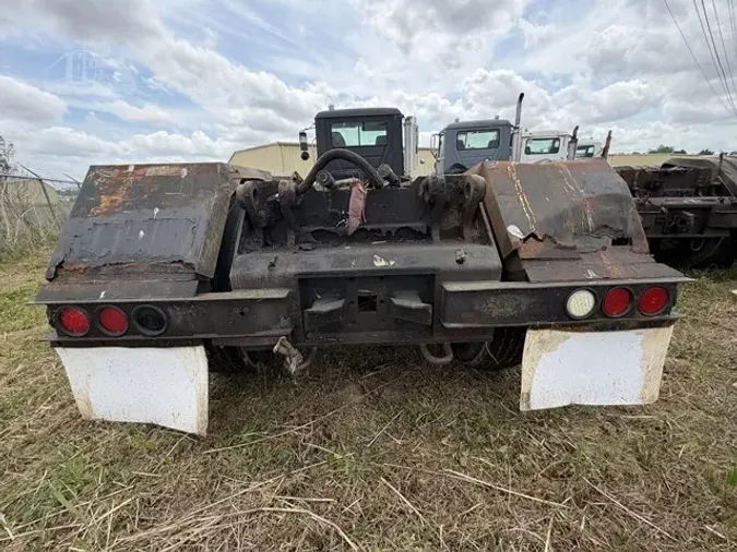 2006 MACK GRANITE CV713