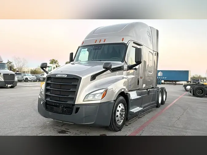 2024 Freightliner Cascadia 126