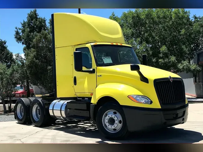2023 INT LT625 6X43efdf248d439d20d428f588076b08d8e