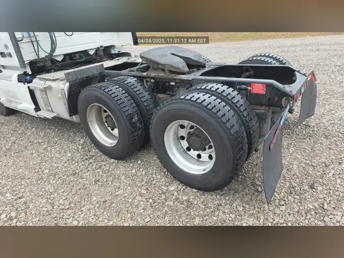 2018 Volvo VNL300