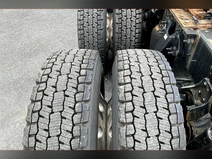 2021 INT LT625 6x4