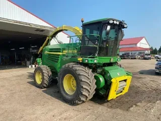 2010 John Deere 7950