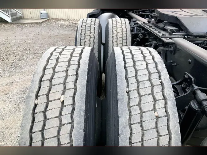 2023 INT LT625 6X43f0b6645c1ee7a8be7f346cb6a9cb33d