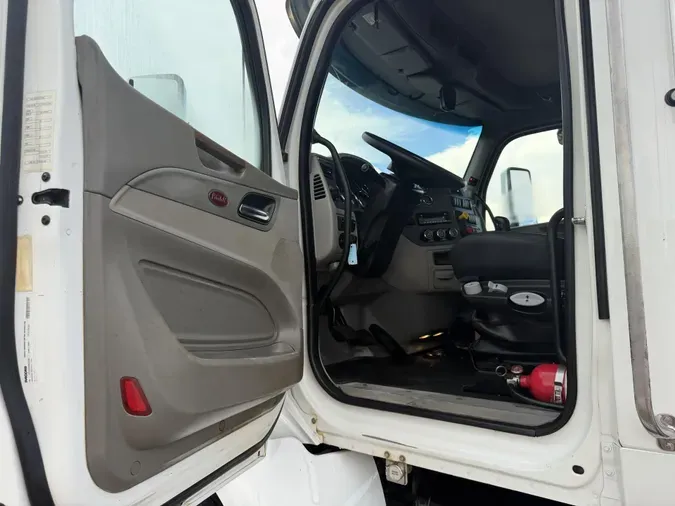 2021 Peterbilt 5673f0fd7d0fdabe2a776b5d96a28227050