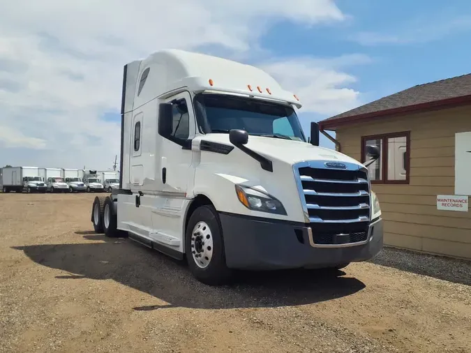 2019 FREIGHTLINER NEW CASCADIA PX12664