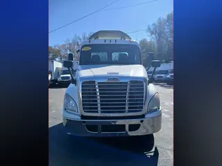 2018 FREIGHTLINER/MERCEDES CASCADIA 125