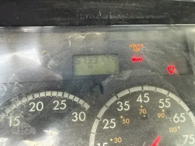 2007 FREIGHTLINER BUSINESS CLASS M2 106