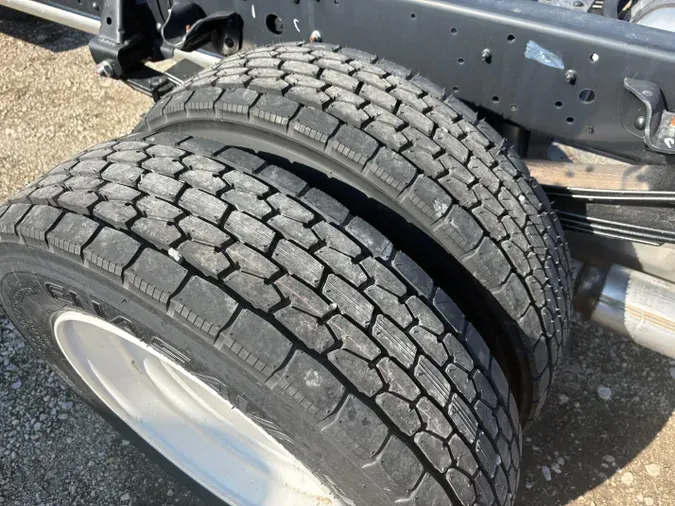 2025 ISUZU GAS NPRGASHD