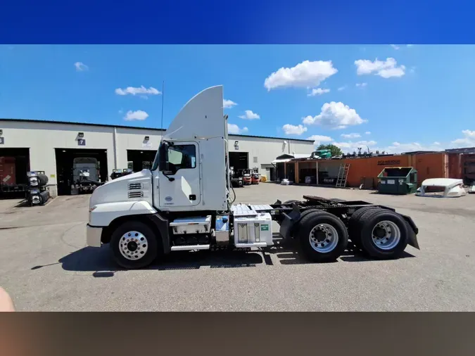 2020 Mack Anthem3f295aebcf07ea5edf29f5446c92fe7b