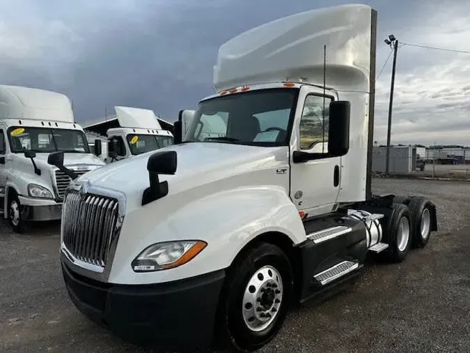 2018 NAVISTAR INTERNATIONAL LT625 DAYCAB T/A3f29ef17b50a0d524127a1be69d9ca59