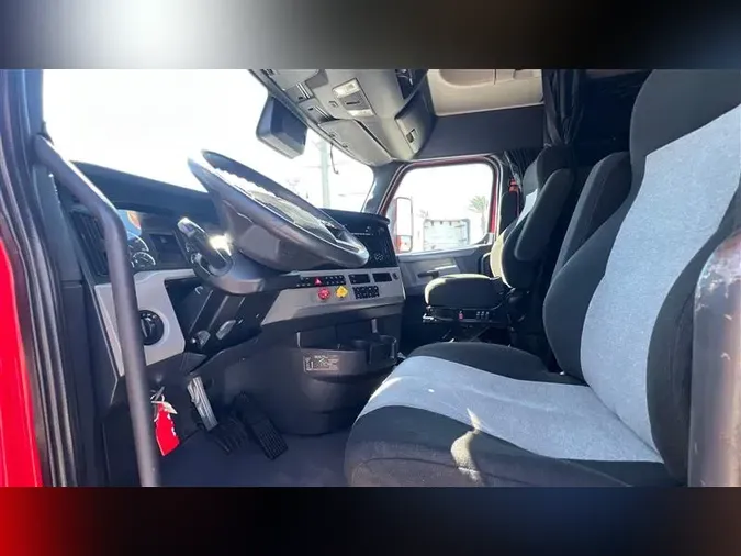 2022 FREIGHTLINER CA1263f2af6daf661145f79ef9b85b3ced3e0