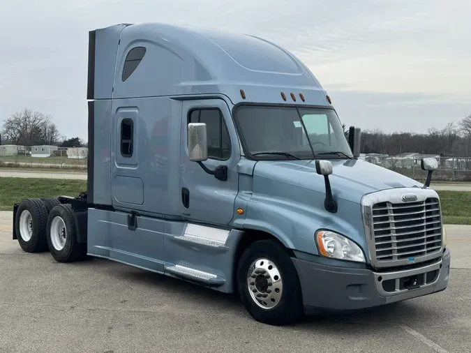 2016 FREIGHTLINER CASCADIA