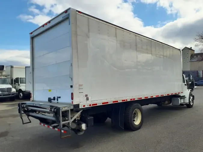 2019 FREIGHTLINER/MERCEDES M2 106
