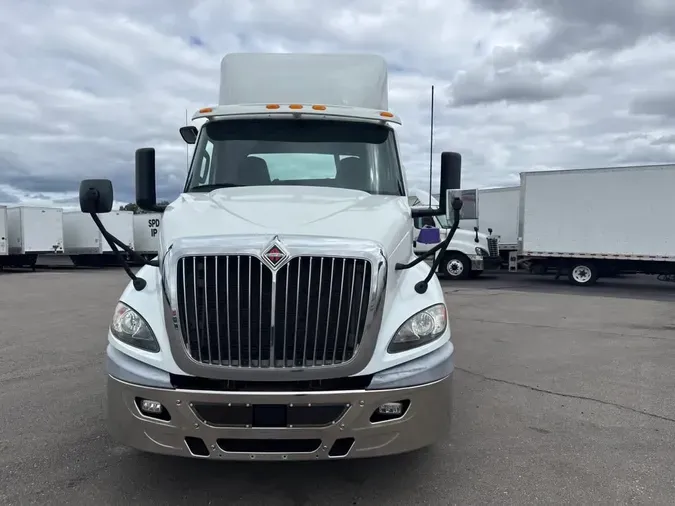 2019 NAVISTAR INTERNATIONAL RH613 DAYCAB S/A3f2fb81fc3dfd96bea2b4236cab75b51