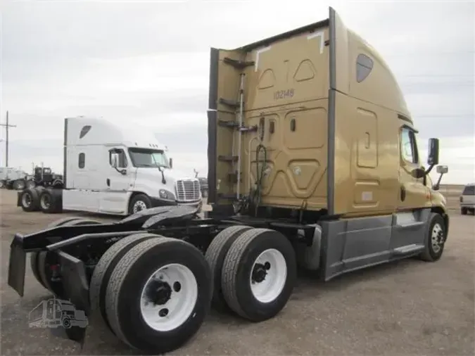 2017 FREIGHTLINER CASCADIA 125