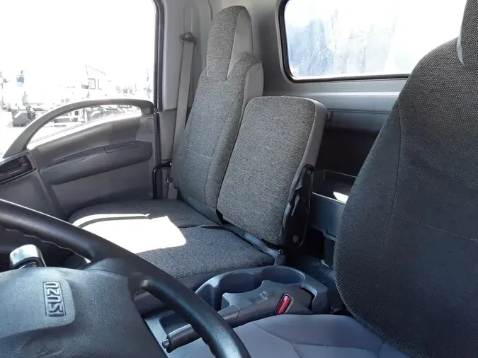 2018 ISUZU NRR
