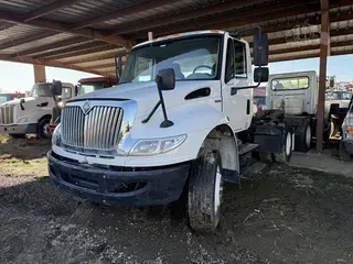 2009 INTERNATIONAL DURASTAR 4400
