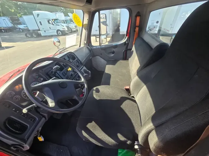 2019 FREIGHTLINER/MERCEDES M2 1063f3c69d6899ab0a59a86be364e5210a2