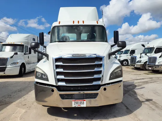 2020 FREIGHTLINER/MERCEDES NEW CASCADIA PX12664