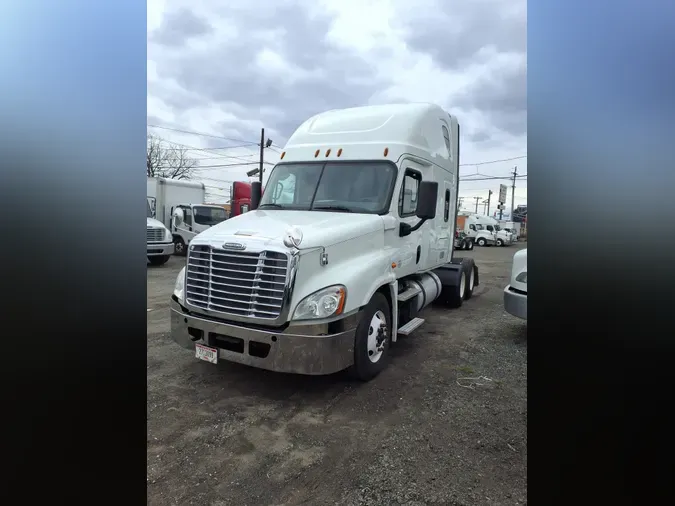 2018 FREIGHTLINER/MERCEDES CASCADIA 1253f3ff64f4ef0e6e0a518b844da9c2091