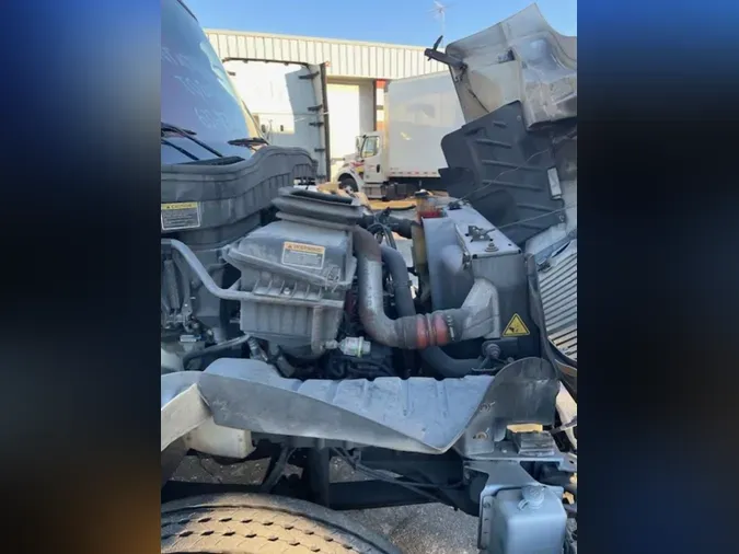 2019 NAVISTAR INTERNATIONAL 4300