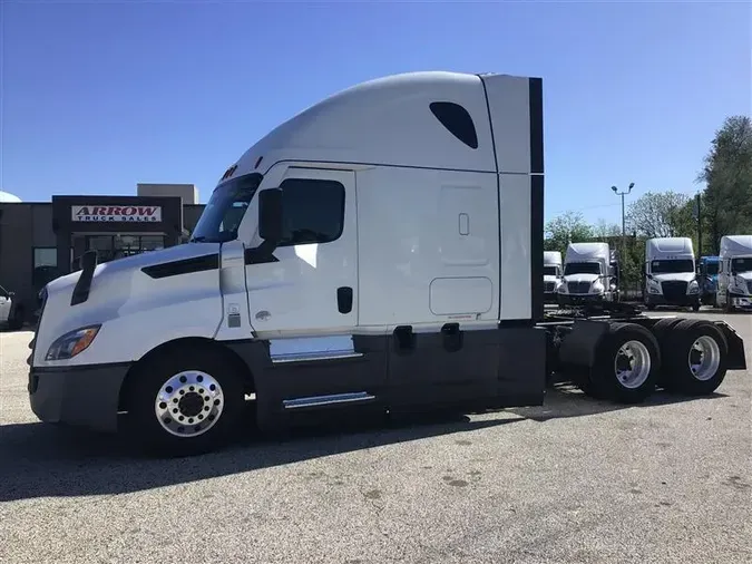 2020 FREIGHTLINER CA126
