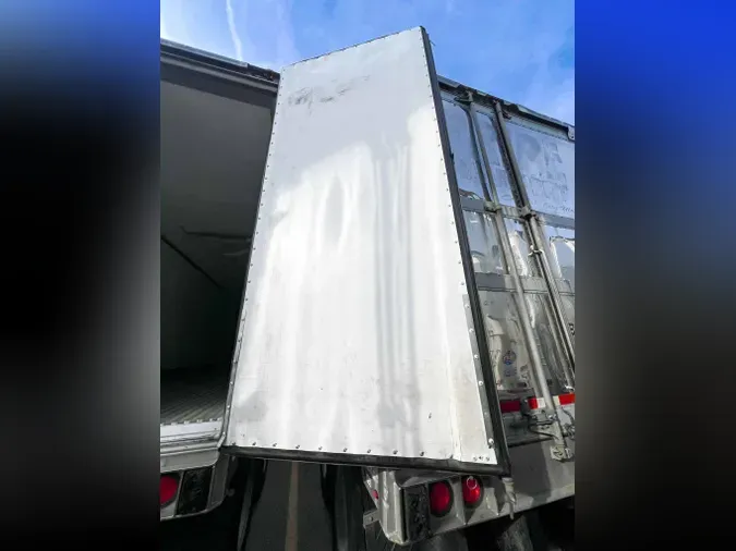 2017 UTILITY VS2RA3f431fa02cf2f27f6f6cdf1a8c4a4418