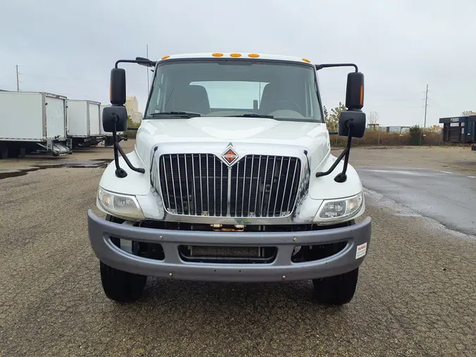 2019 NAVISTAR INTERNATIONAL 4300