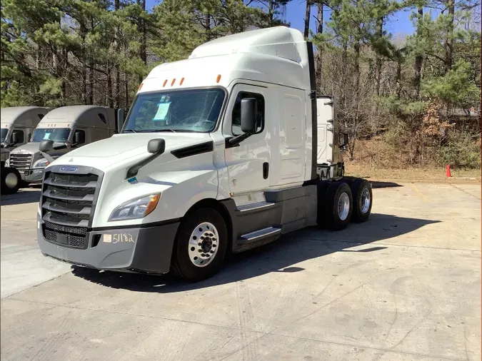 2020 Freightliner Cascadia