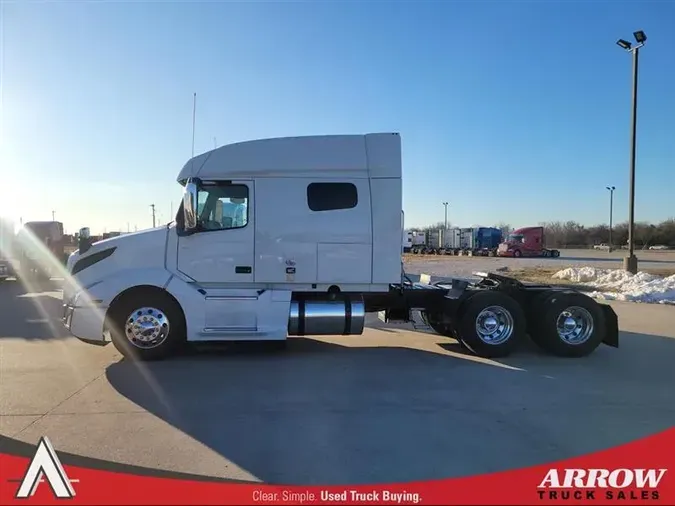 2021 VOLVO VNL740