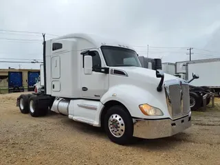 2019 KENWORTH TRUCKS T-680