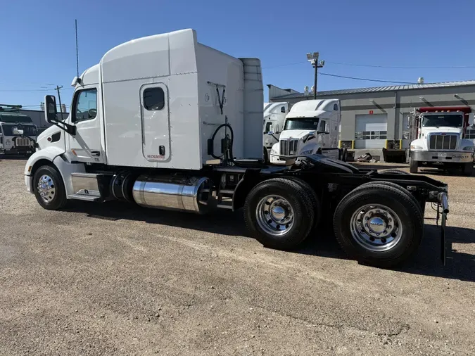2022 Peterbilt 579