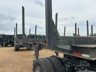 2013 MAGNOLIA TRAILERS 
