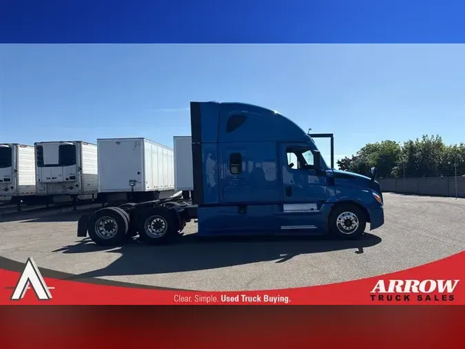 2022 FREIGHTLINER CA126